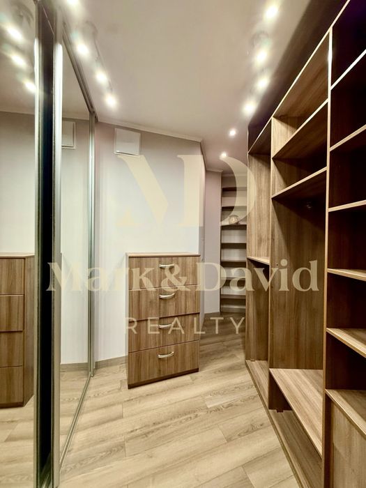 ЖК Сонячна Брама Голосіївський р-н метро ВДНХ квартира 106м2