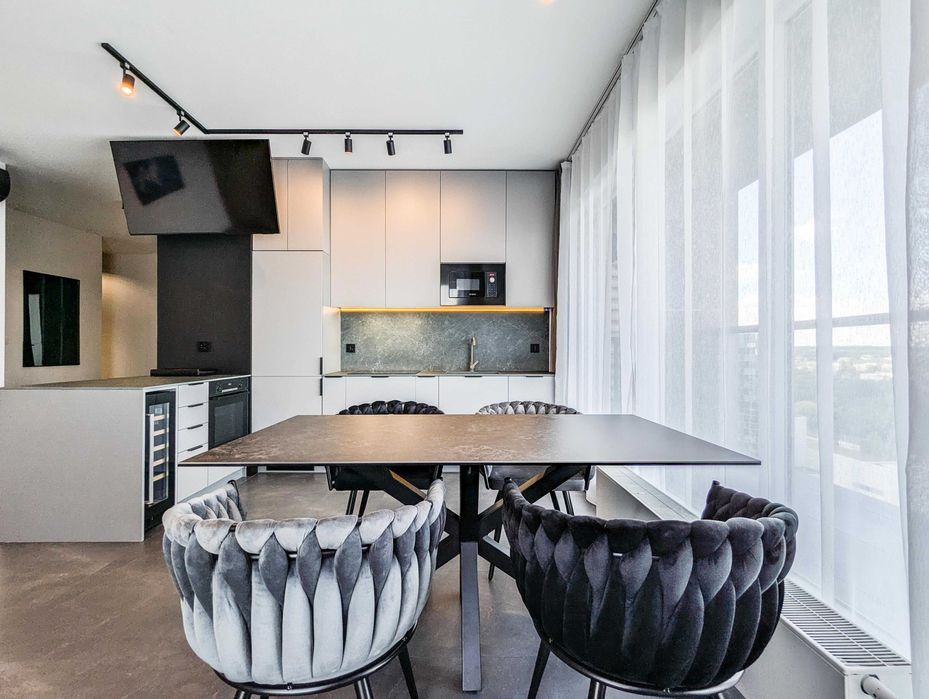 Mieszkanie w centrum z widokiem na miasto, k. lok. miejsce parkingowe