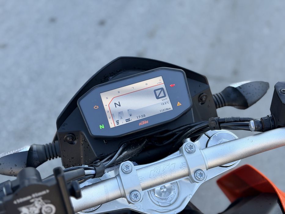Ktm duke 690 R akrapovic