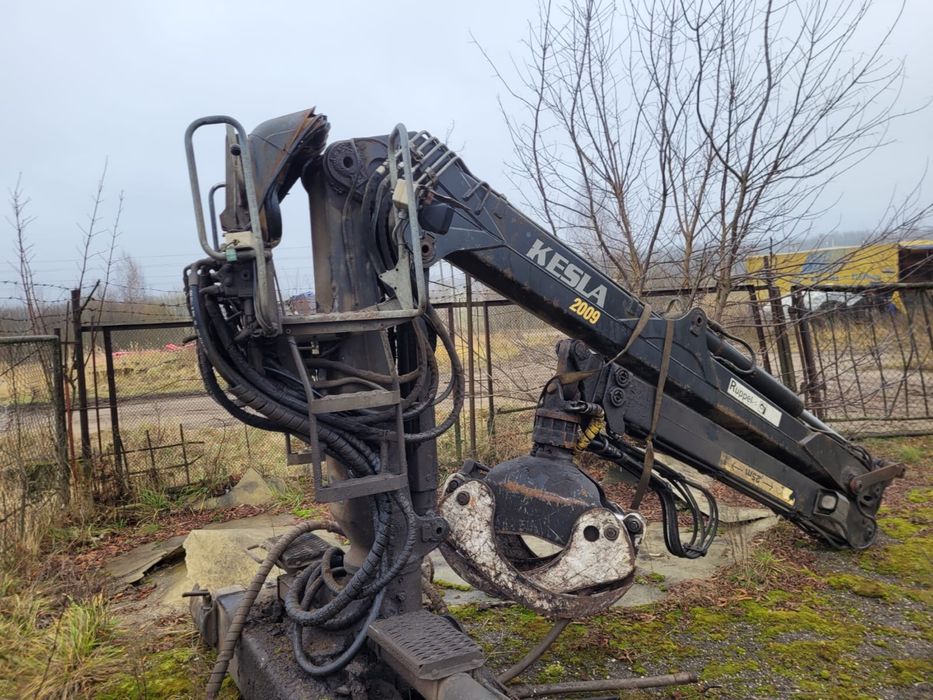 KESLA 2009 B4 Loglift