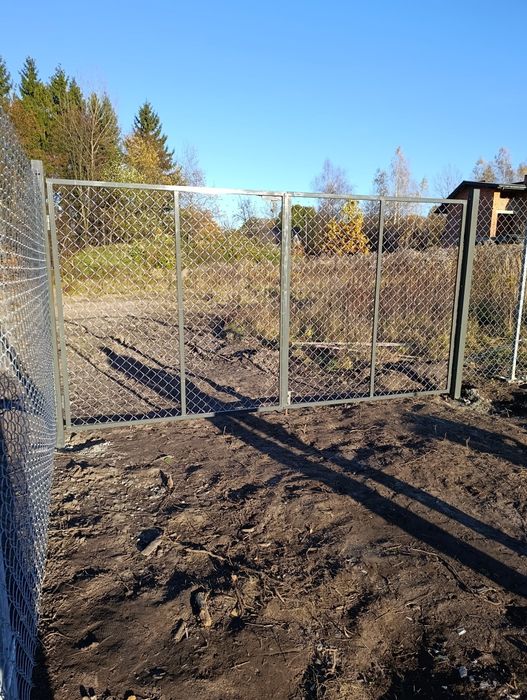 Брама,хвіртка із сітки рабиця