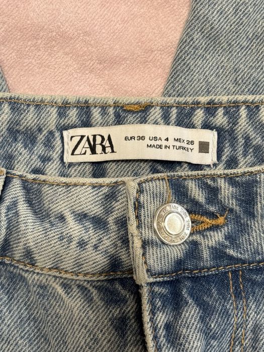 Джинси ZARA ( прямі)
