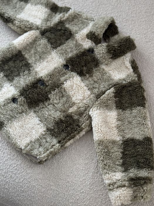 Куртка фірми zara