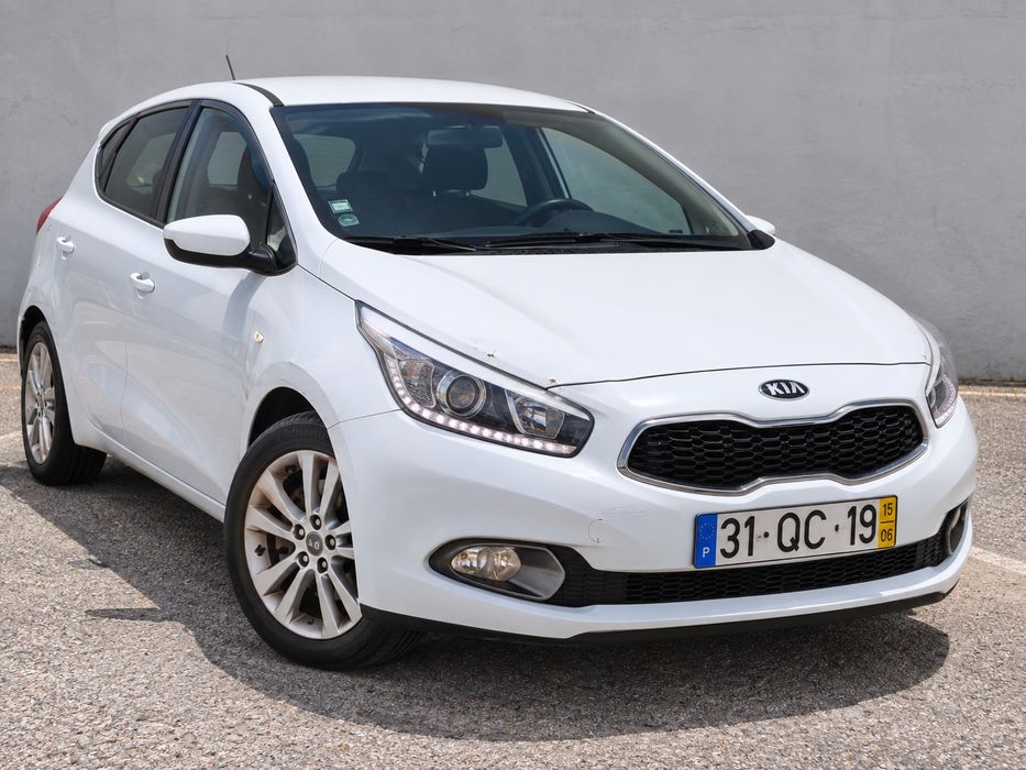 Kia Ceed 1.6 CRDi Prime | 2015 | 195.000 km | 1 proprietário