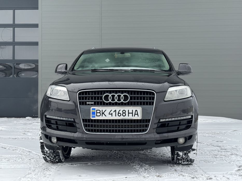 Продам AUDI Q7 в гарному стані на свої роки