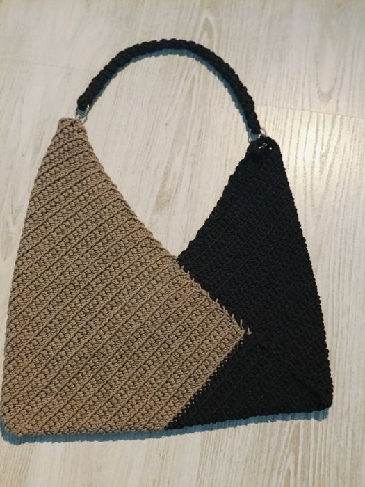 Bolsa origami em crochê