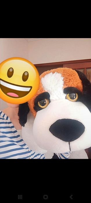 Peluche de cão gigante