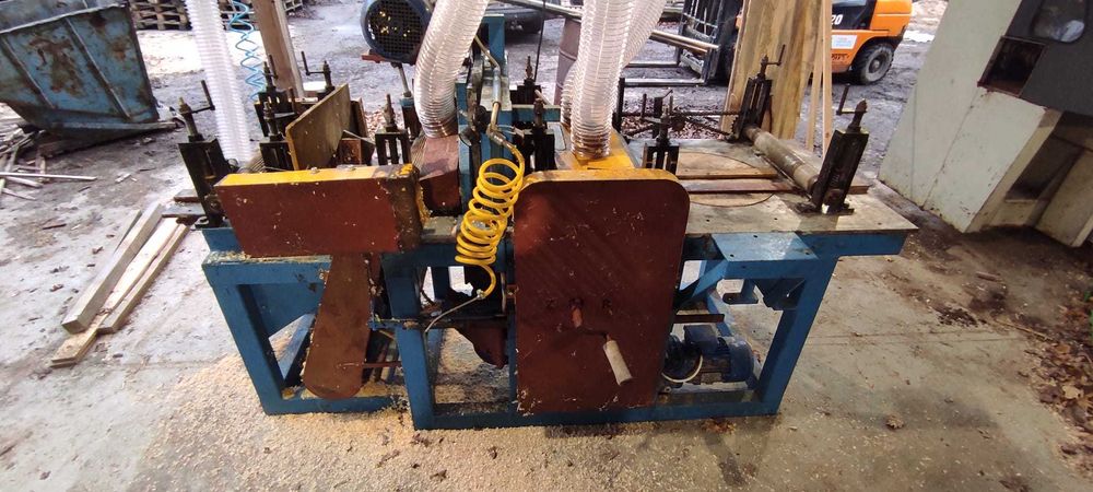 Strugarka czterostronna  - listwiarka 4 stronna z wałami spiralnymi