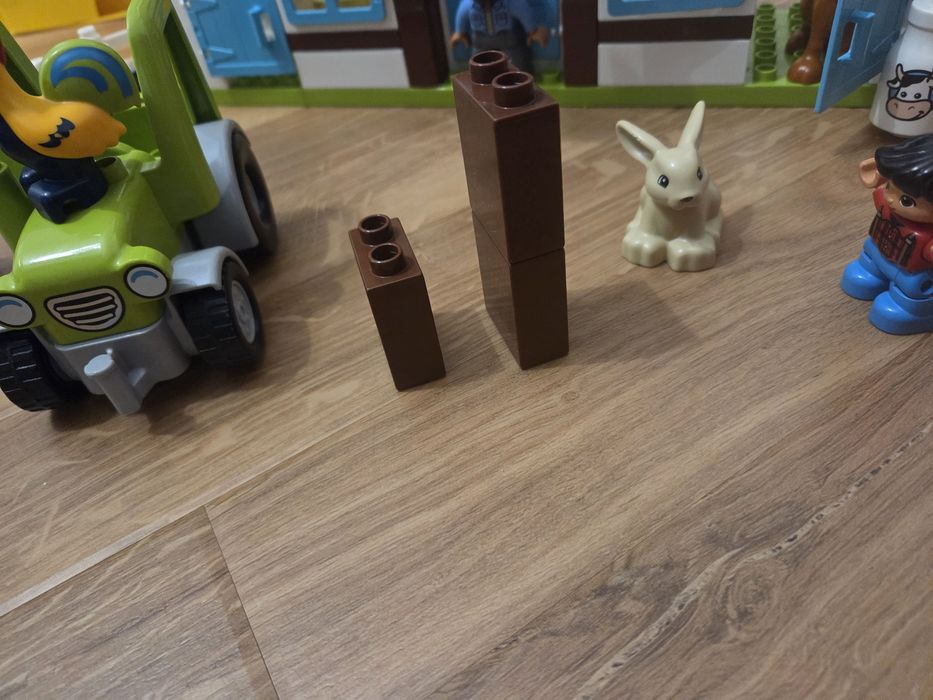 LEGO DUPLO FARMA 10869 plus gratis