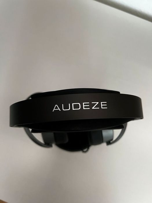 Audeze    MM-100