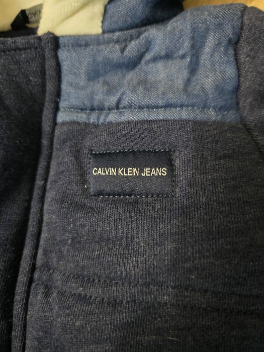 Kombinezon dzieciecy Calvin Klein 1-3mc