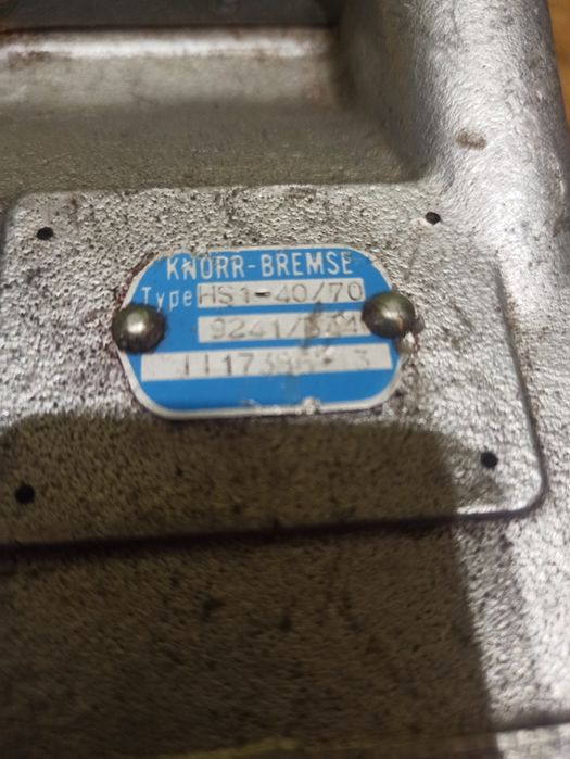 Компресор KNORR-BREMSE HS1-40/70