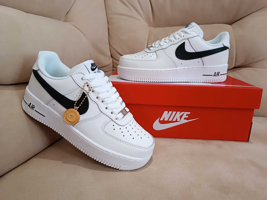 Жіночі кросівки Nike Air Force 1 ( 2 Кольори )