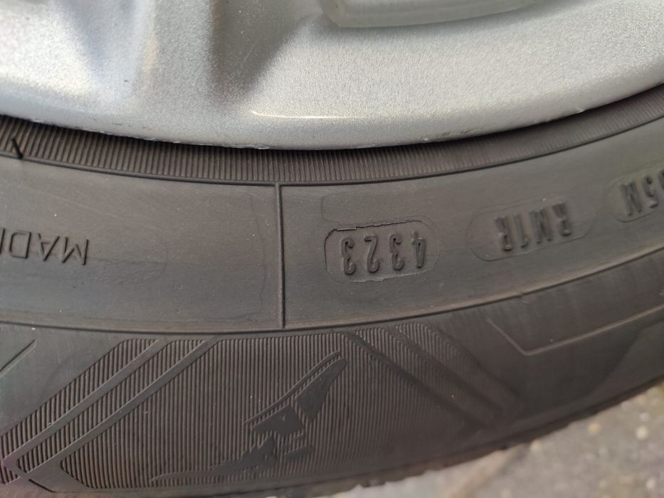 Koła Ford 5x108 215/60/16