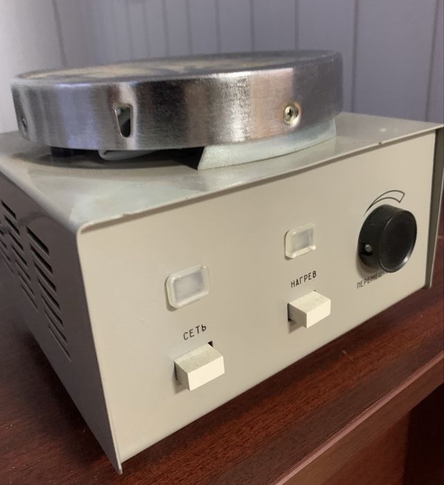 Магнітна мішалка  ММ-5 з підігрівом (лабораторна) нова.