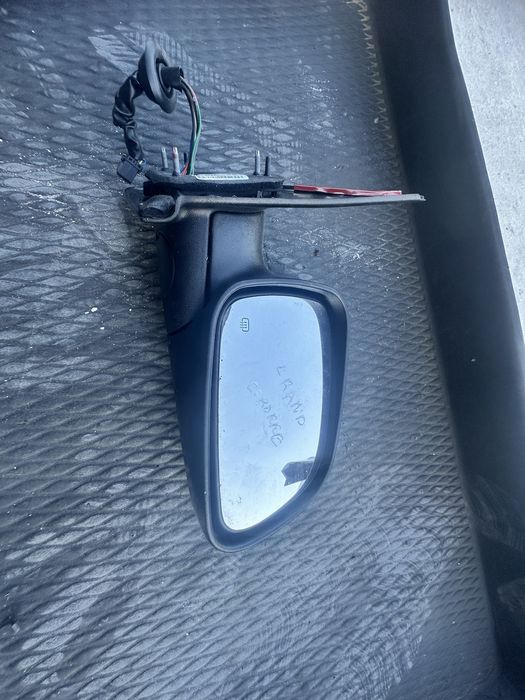 Зеркало бічне дзеркало праве чероке Jeep grand cherokke джіп гранд шероке