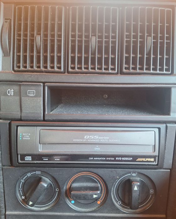 Alpine NVE-N055ZP + Alpine TME-M006SP Radio z nawi. + LCD