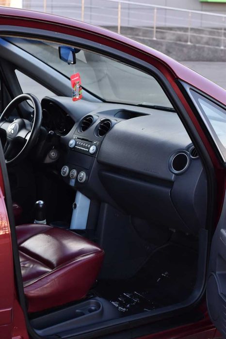 Mitsubishi Colt 2005 1.5 бензин (Перший внесок від 20%)