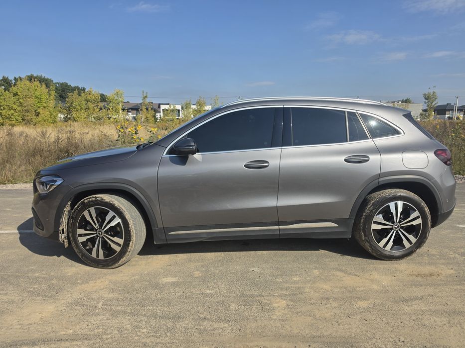 Mercedes-Benz GLA-Class 2021