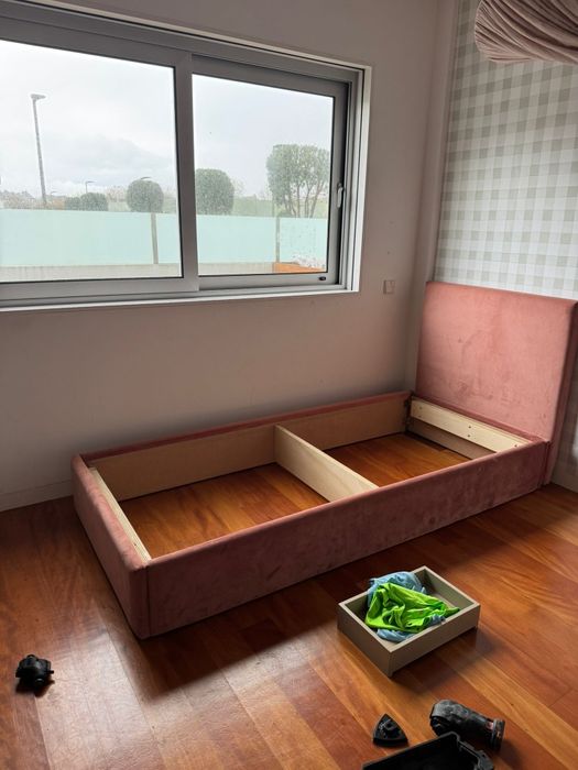 Cama solteiro rapariga