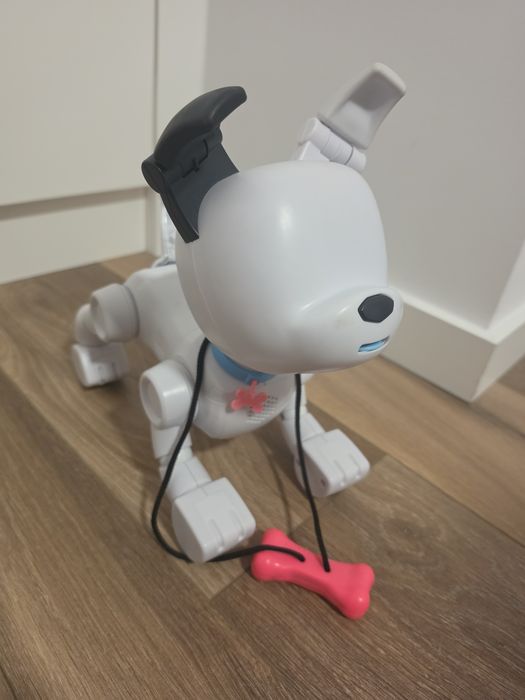 Cão Robô Dog-E Interativo com Luzes LED e Osso Comando