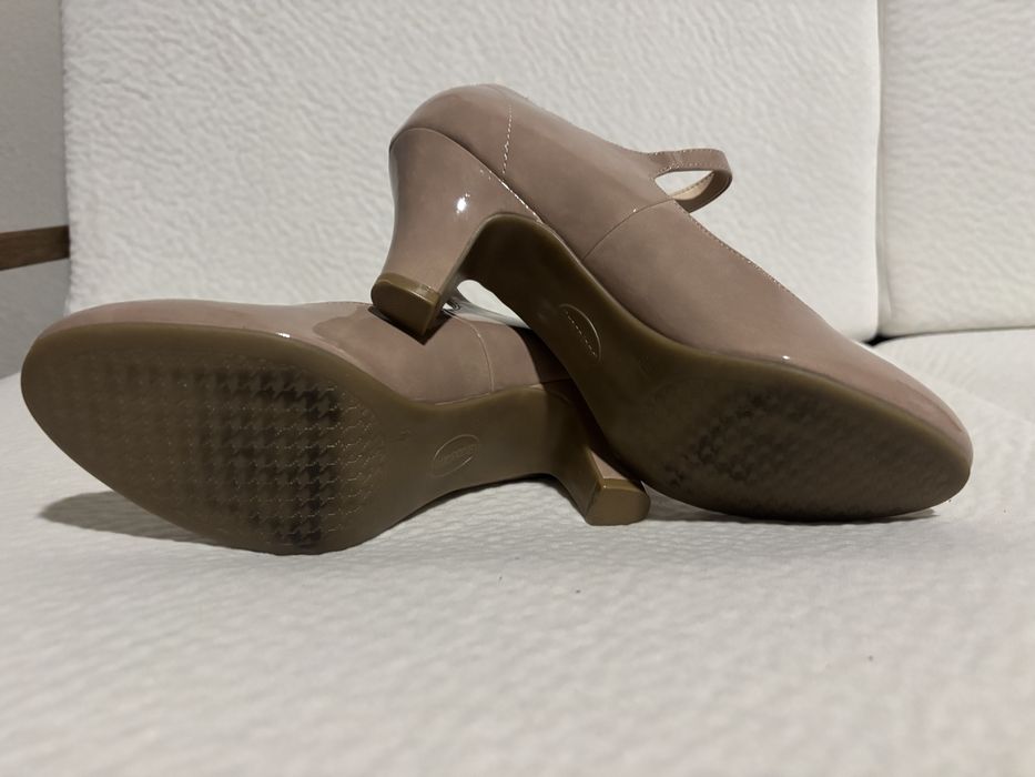 Buty czółenka obcas Graceland lakierowane