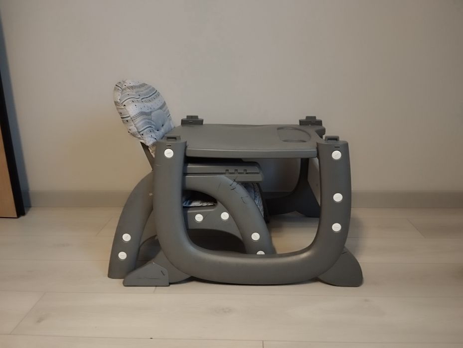 Krzesełko dziecięce wielofunkcyjne