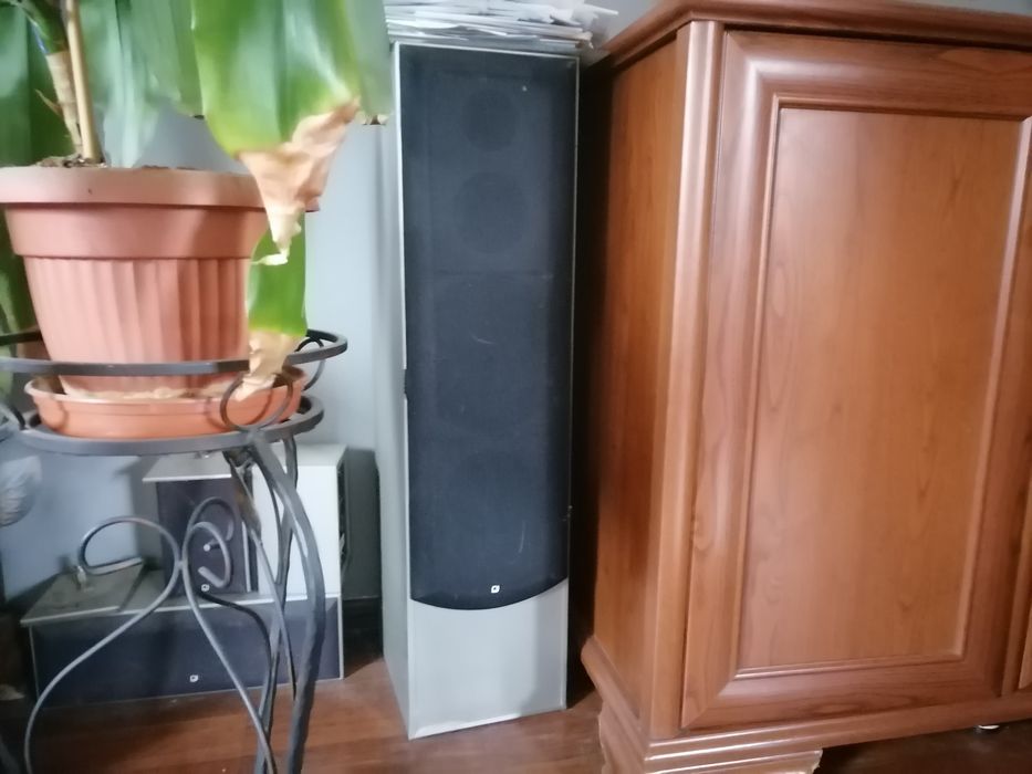 Kino domowe Pioneer plus pięć głośników