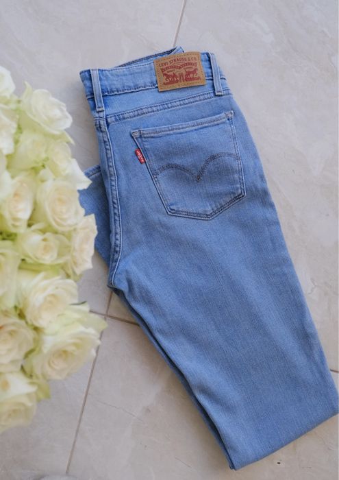Джинси levis