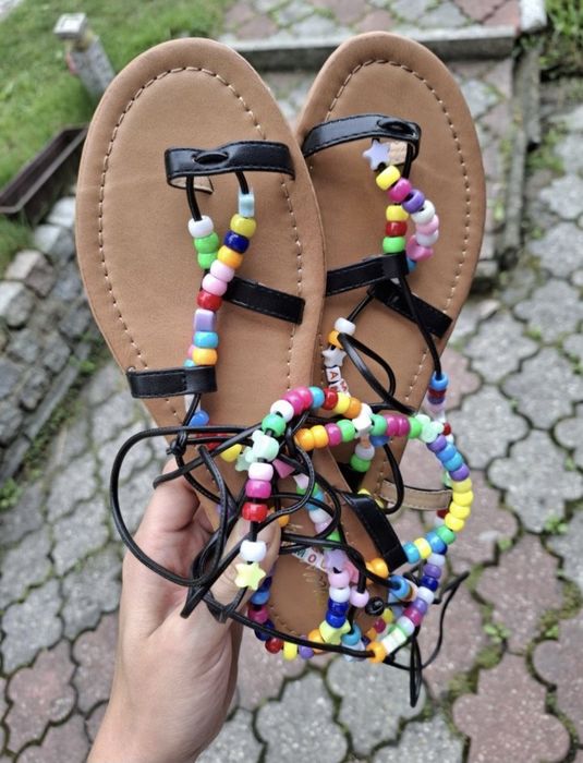 Sandały damskie wiazane 39