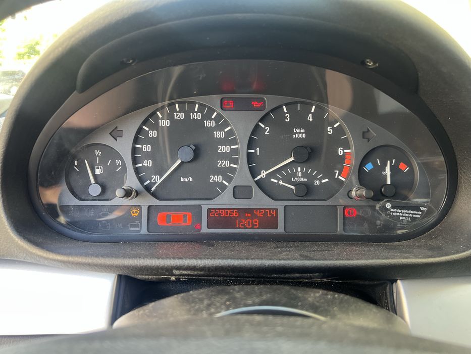 Bmw e46 316i AVARIADO!!