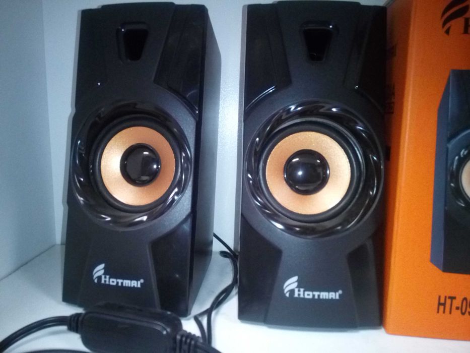 Акустичні колонки для комп'ютера