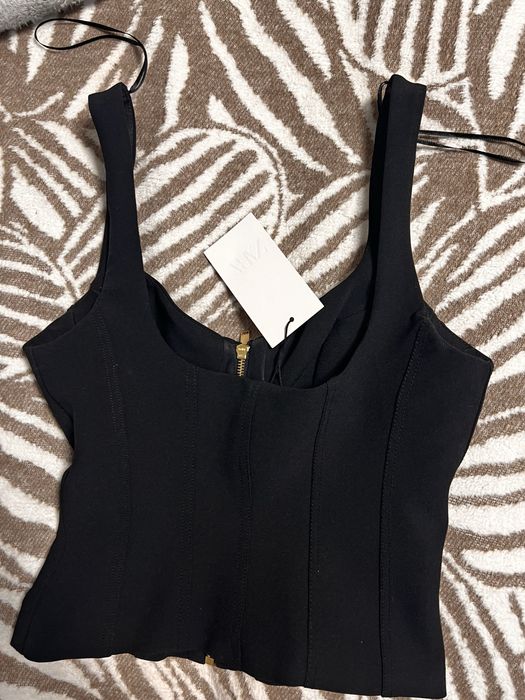 Топ ZAra в чорному кольорі