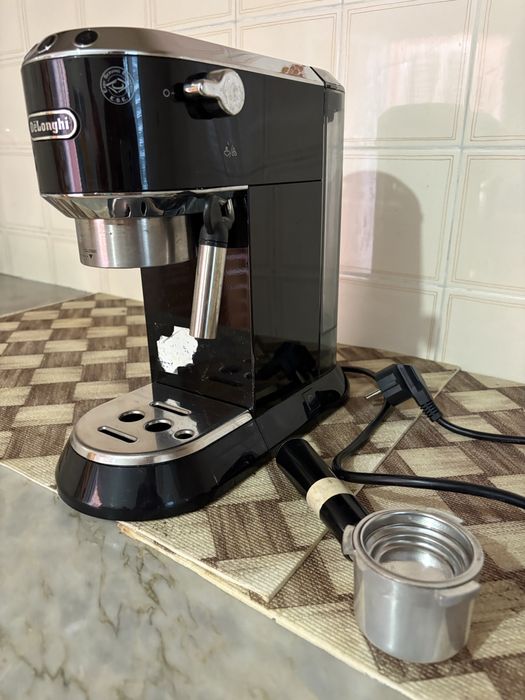 Maquina de cafe delonghi