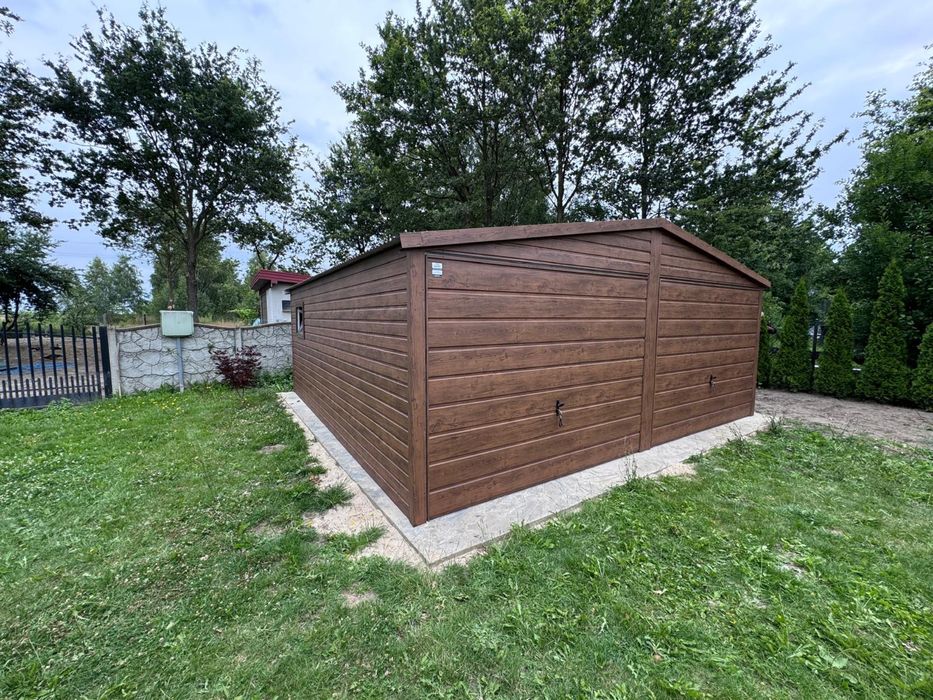 Garaż blaszany drewnopodobny 6x6