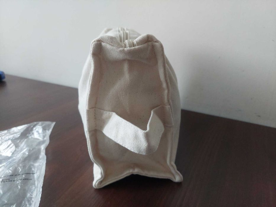 Косметичка PAYOT насесер