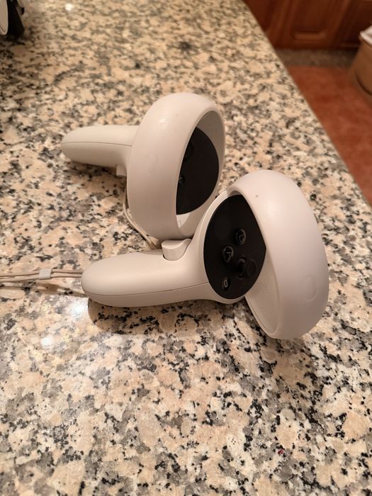 Meta quest 2 + Head strap com baterias (bobovr)