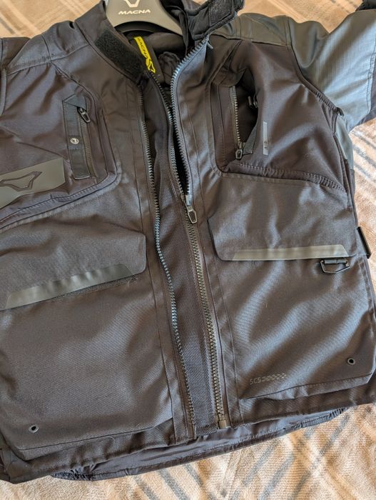 Casaco Moto Macna Higera Black (Tamanho L) – Como Novo!