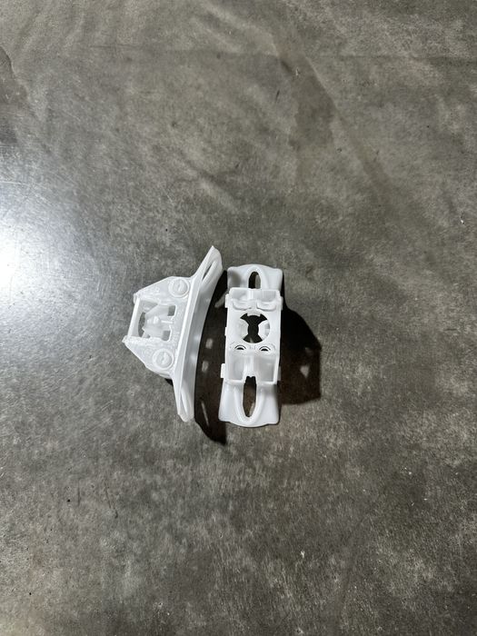 Кріплення кронштейн педалі  тормоза бачка спрінтер Sprinter W907 W910