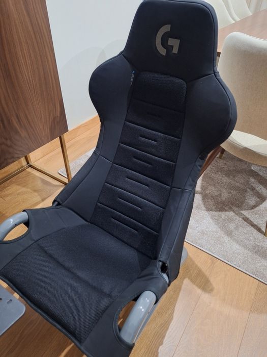 Playseat Trophy (cinzento)