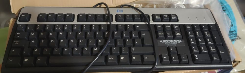 Продам клавіатуру .