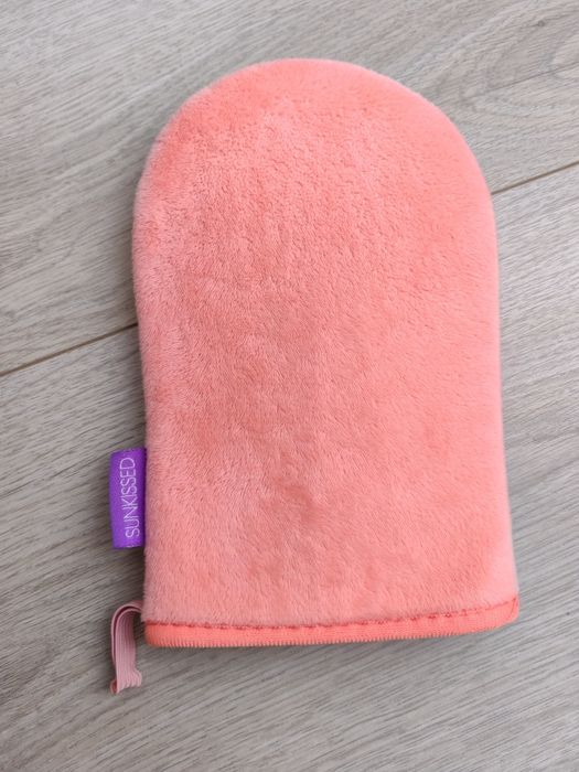 Rękawica do samoopalacza Sunkissed różowa