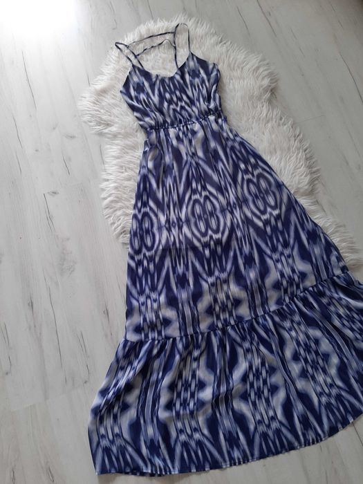 Piekna niebiesko biała sukienka dluga tiulowa na ramiączkach XS