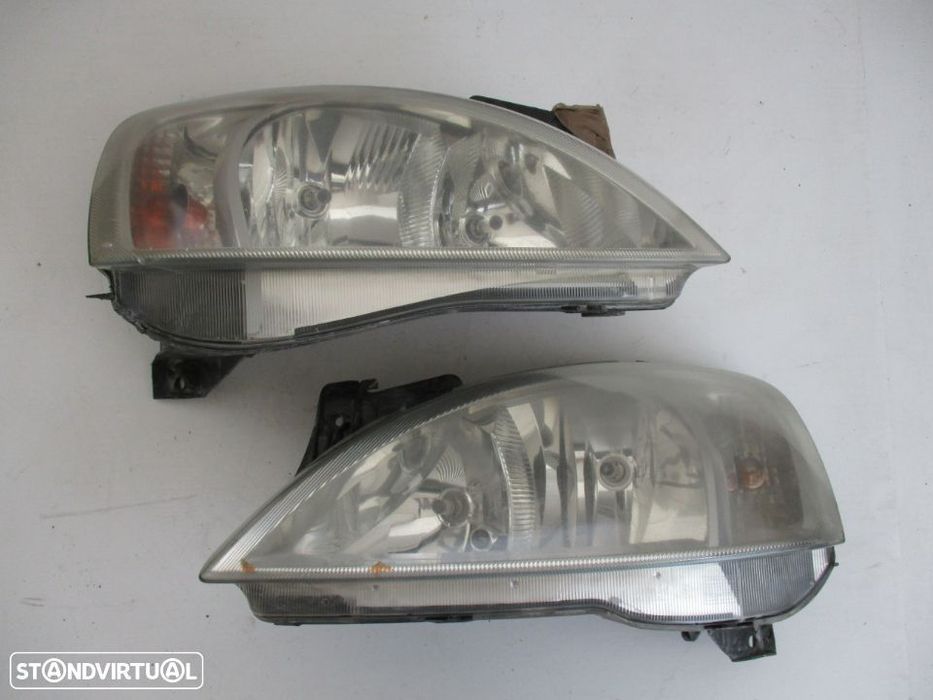 Farol Optica Opel Corsa C / Combo esquerdo / direito