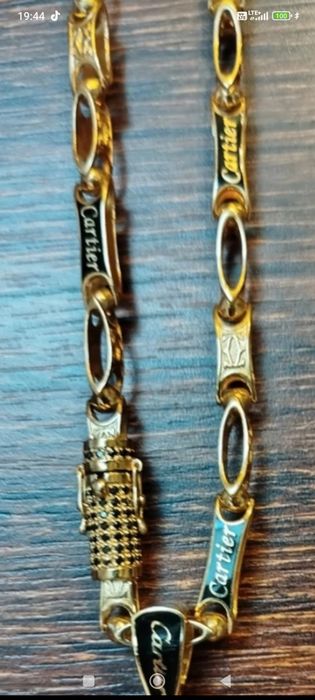 Piękny łańcuszek Cartier -81 g-w złoceniu -18k-750