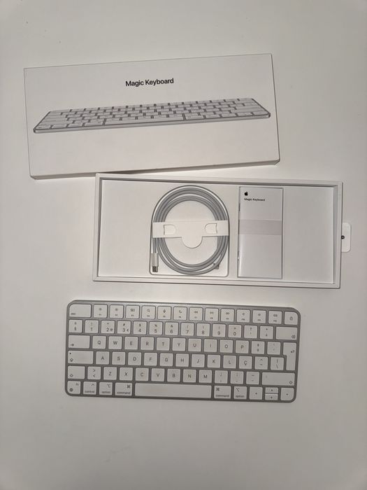 Mac Mini + Magic Keyboard e Magic Mouse