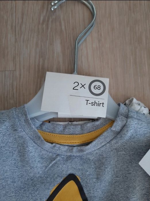 2 T-shirts menino 6-9m (68cm)