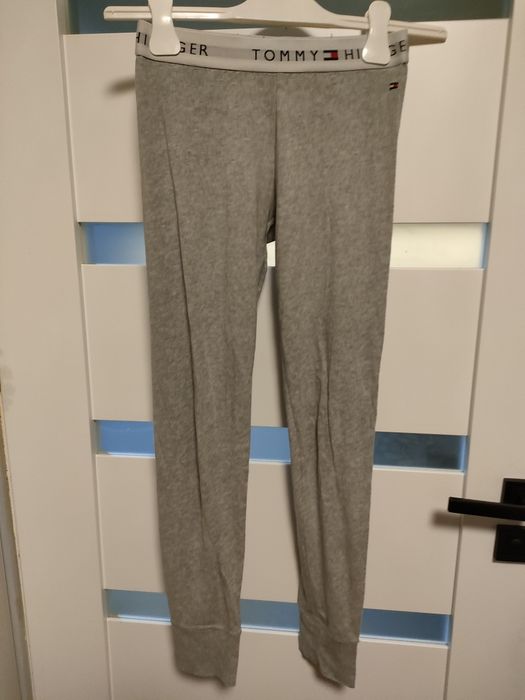 Legginsy Champion i Tommy Hilfiger