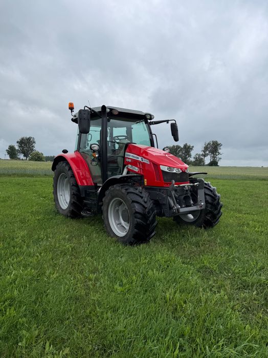 Massey Ferguson 5709S