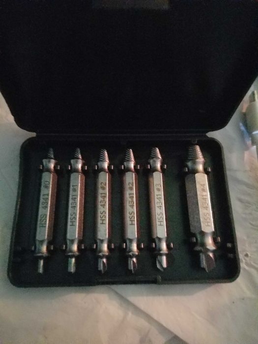 Набір 6шт екстрактор інструмент викручування зломаних злизаних болтів